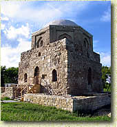 Черная палата возведена в середине XIV в.